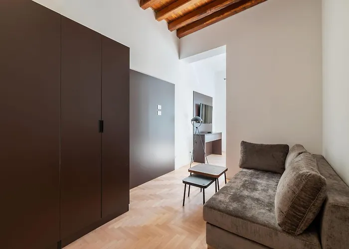 Apartamento Joivy Modern & Near The Colosseum *
