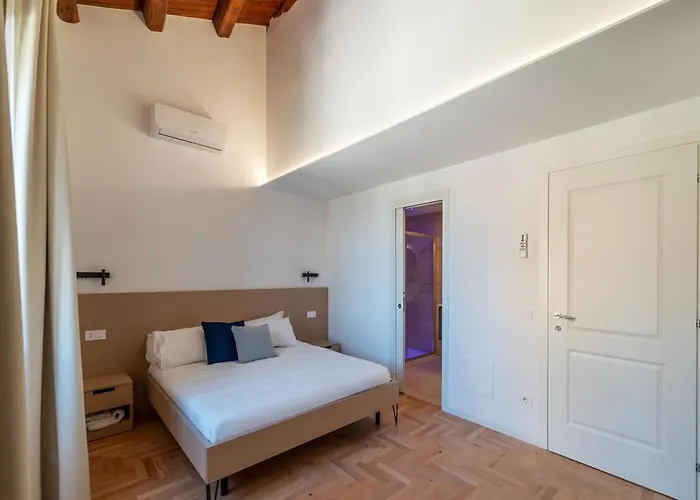 Apartamento Joivy Modern & Near The Colosseum *
